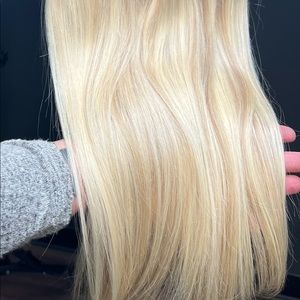Bellami Hair Extensions, pearl blonde highlight, silk seam, 20 inch 180g